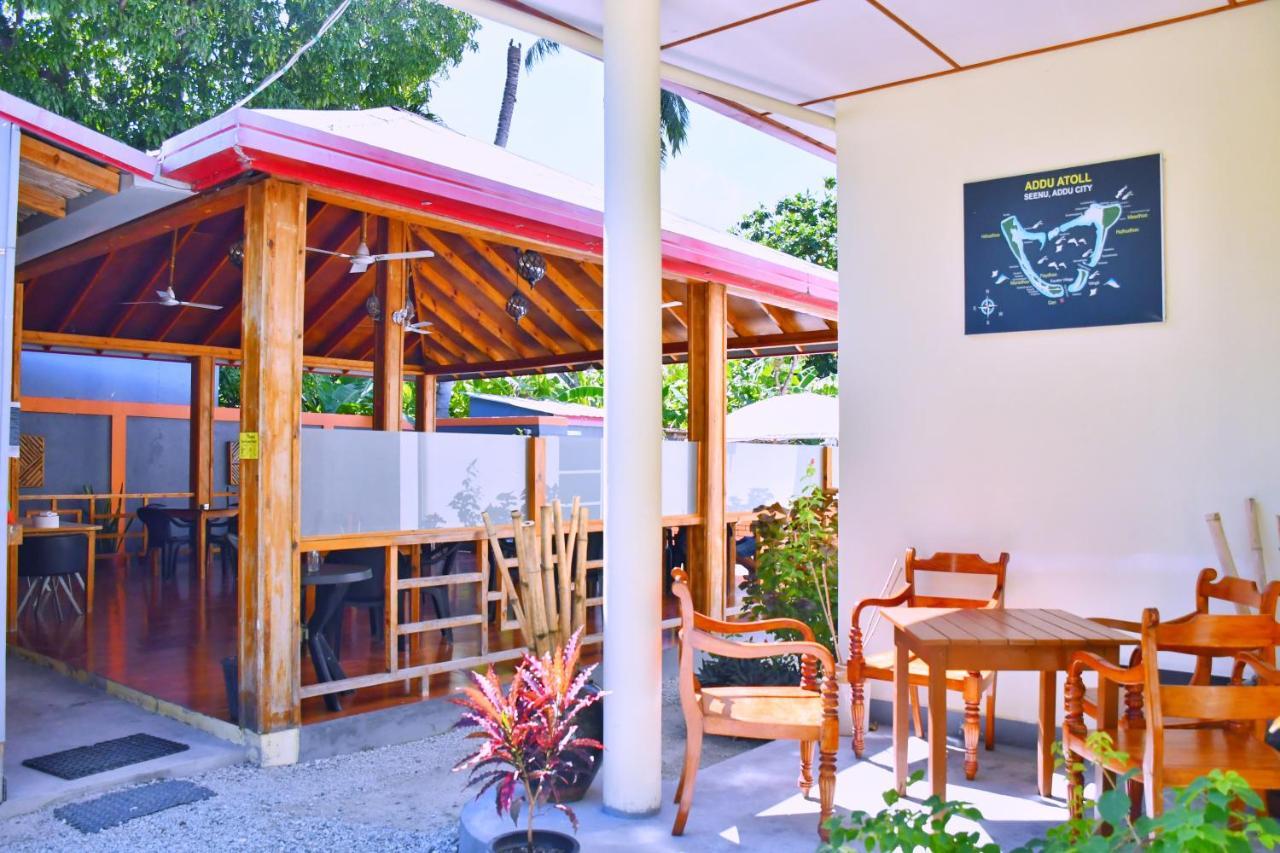 Charming Holiday Lodge- Addu Atoll Meedhoo, Maldives Bagian luar foto