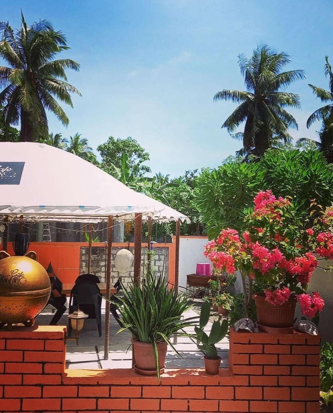 Charming Holiday Lodge- Addu Atoll Meedhoo, Maldives Bagian luar foto