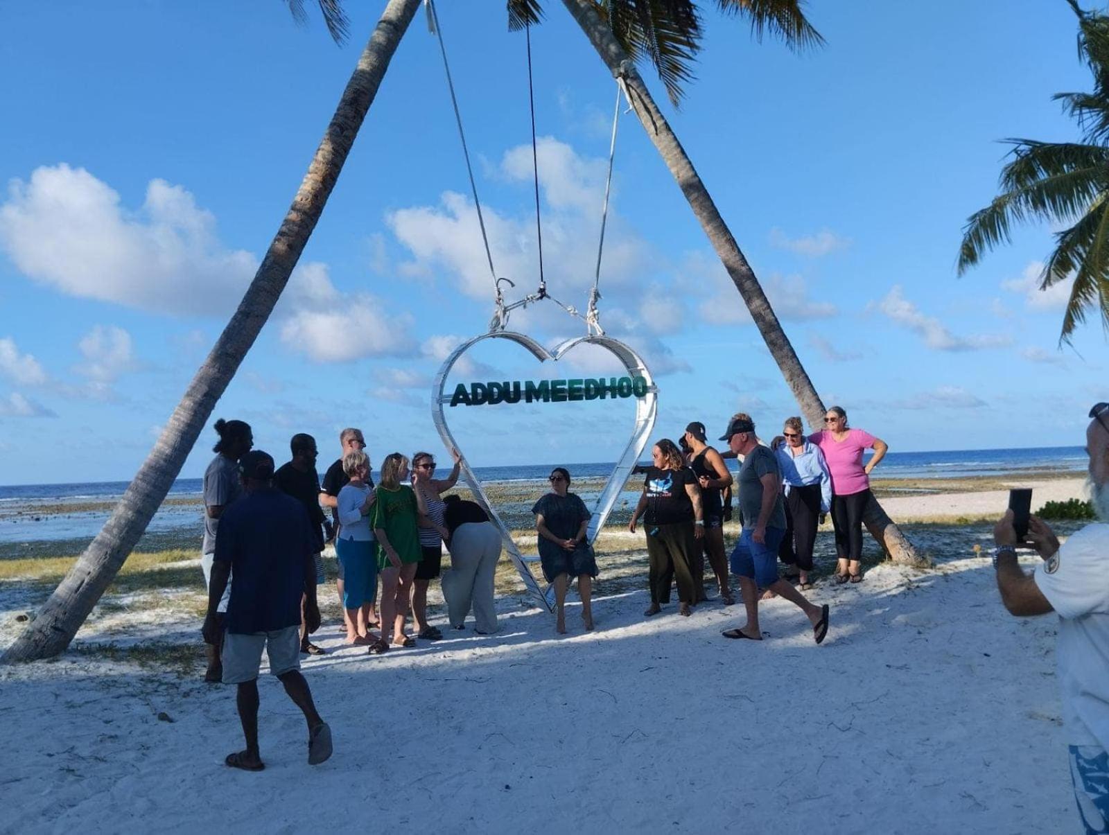 Charming Holiday Lodge- Addu Atoll Meedhoo, Maldives Bagian luar foto