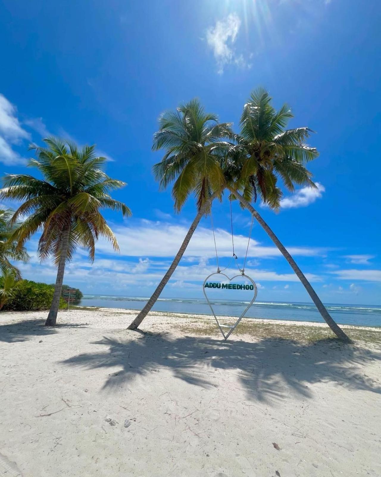 Charming Holiday Lodge- Addu Atoll Meedhoo, Maldives Bagian luar foto