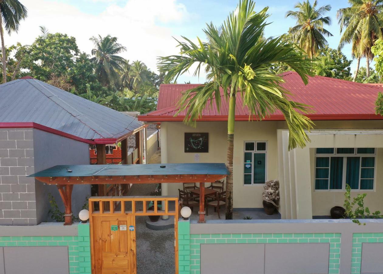 Charming Holiday Lodge- Addu Atoll Meedhoo, Maldives Bagian luar foto