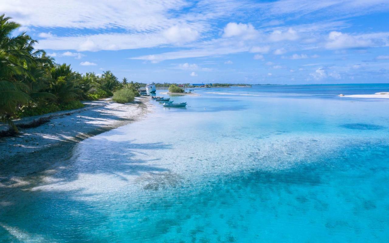Charming Holiday Lodge- Addu Atoll Meedhoo, Maldives Bagian luar foto