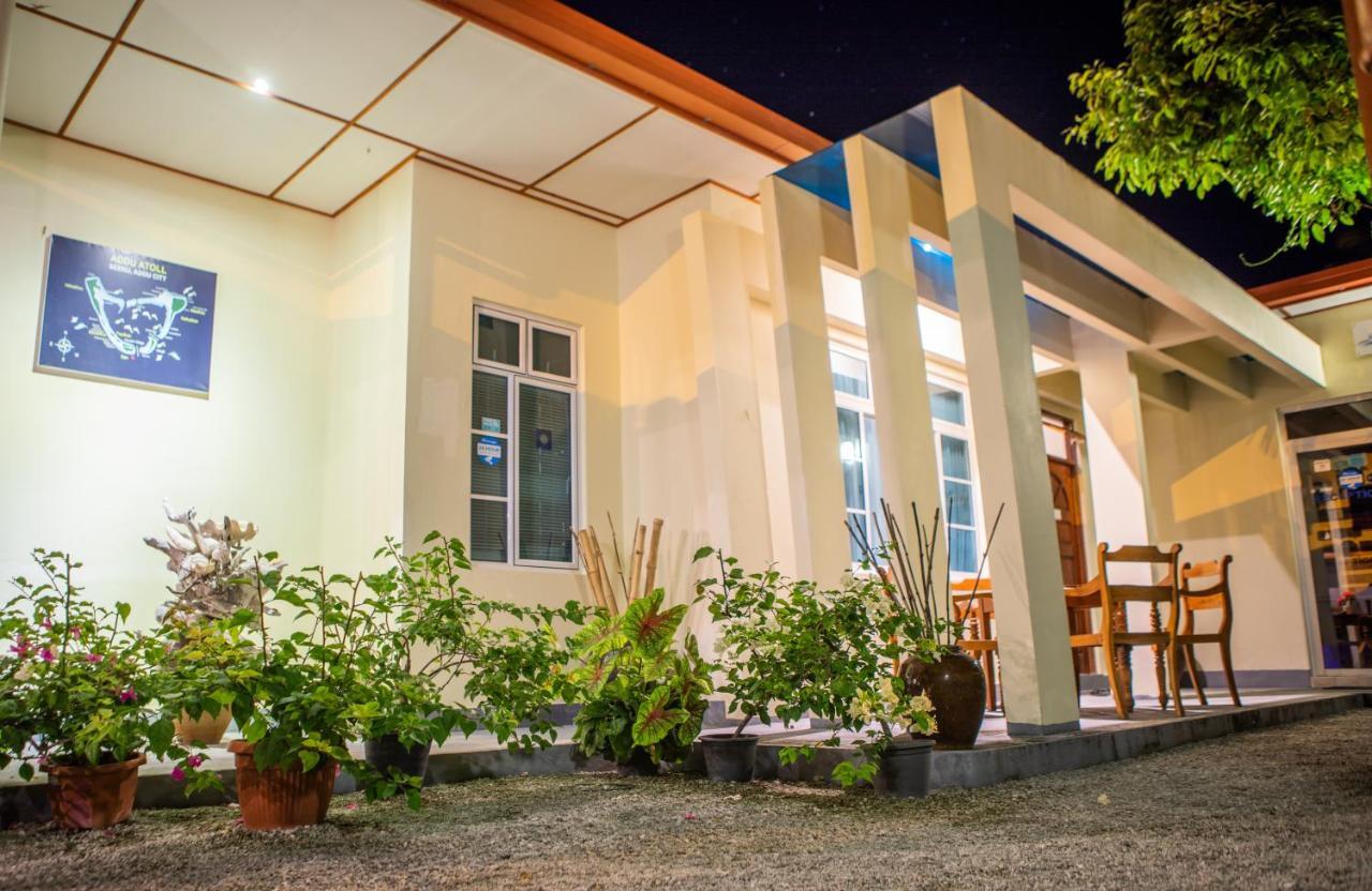 Charming Holiday Lodge- Addu Atoll Meedhoo, Maldives Bagian luar foto